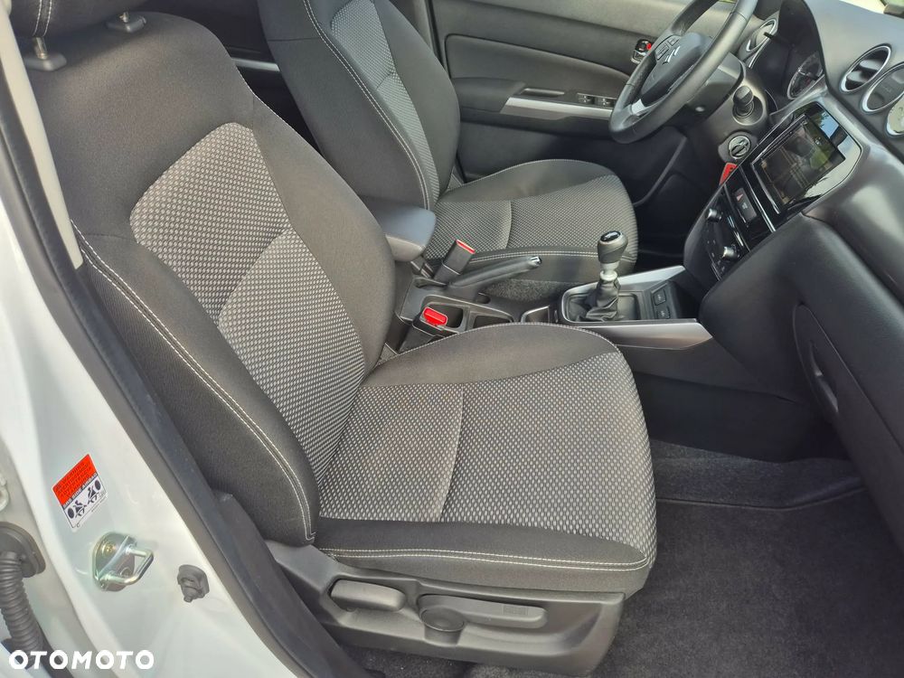 Suzuki Vitara 1.4 Boosterjet Elegance 2WD - 32