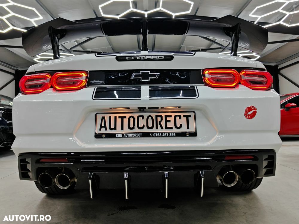 Chevrolet Camaro - 26