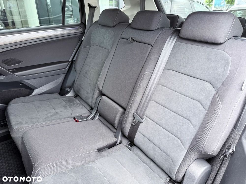Volkswagen Tiguan 2.0 TSI 4Mot Elegance DSG - 25