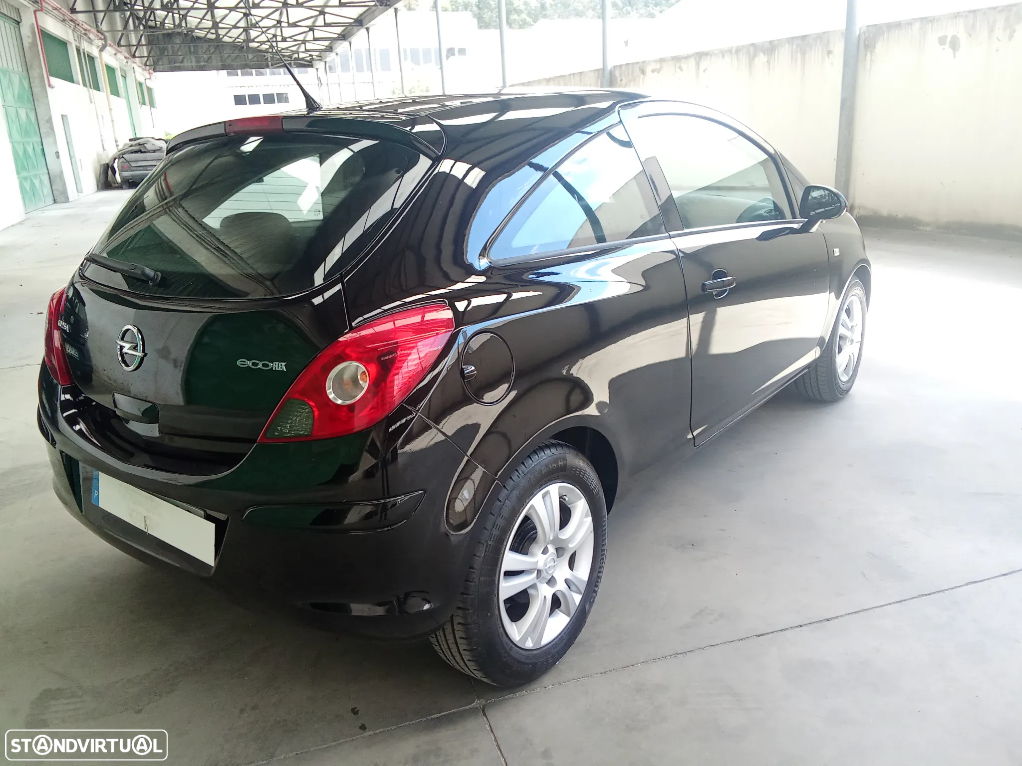 Opel Corsa 1.2 Black Edition - 3