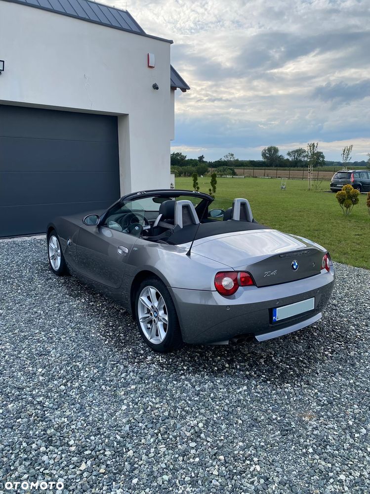 BMW Z4 2.2i - 5