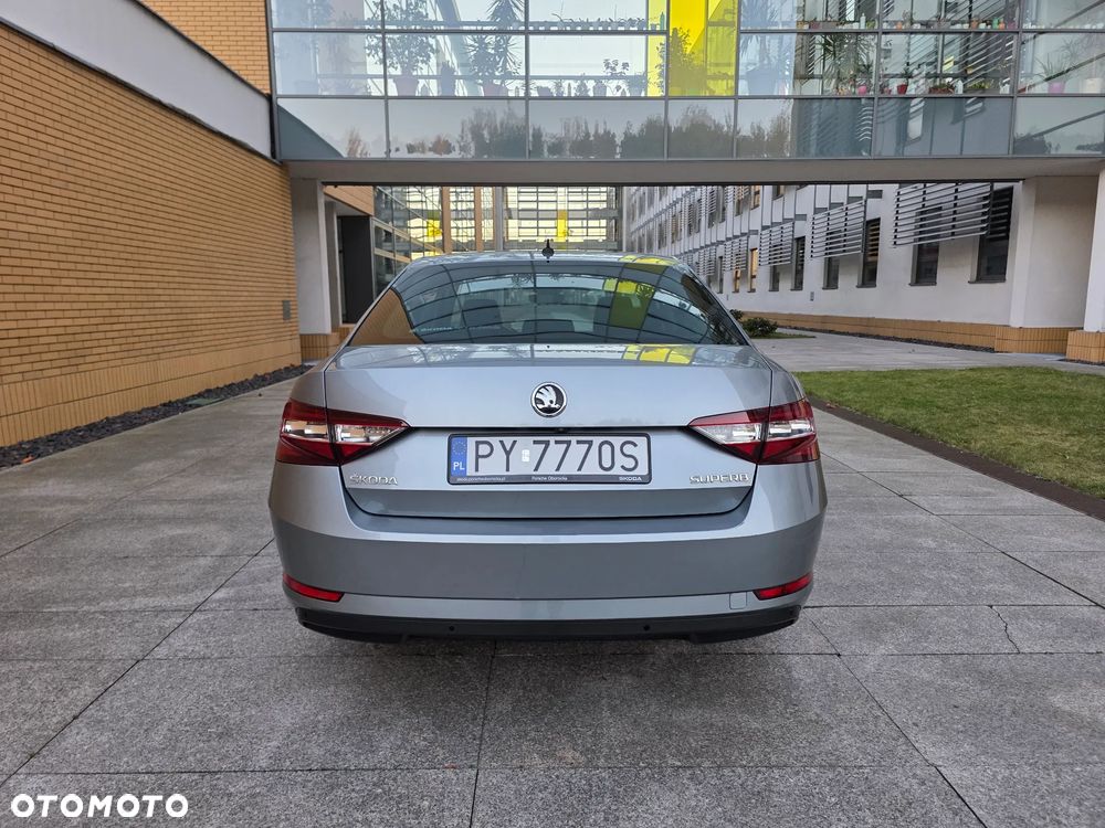 Skoda Superb 1.4 TSI ACT Ambition - 25