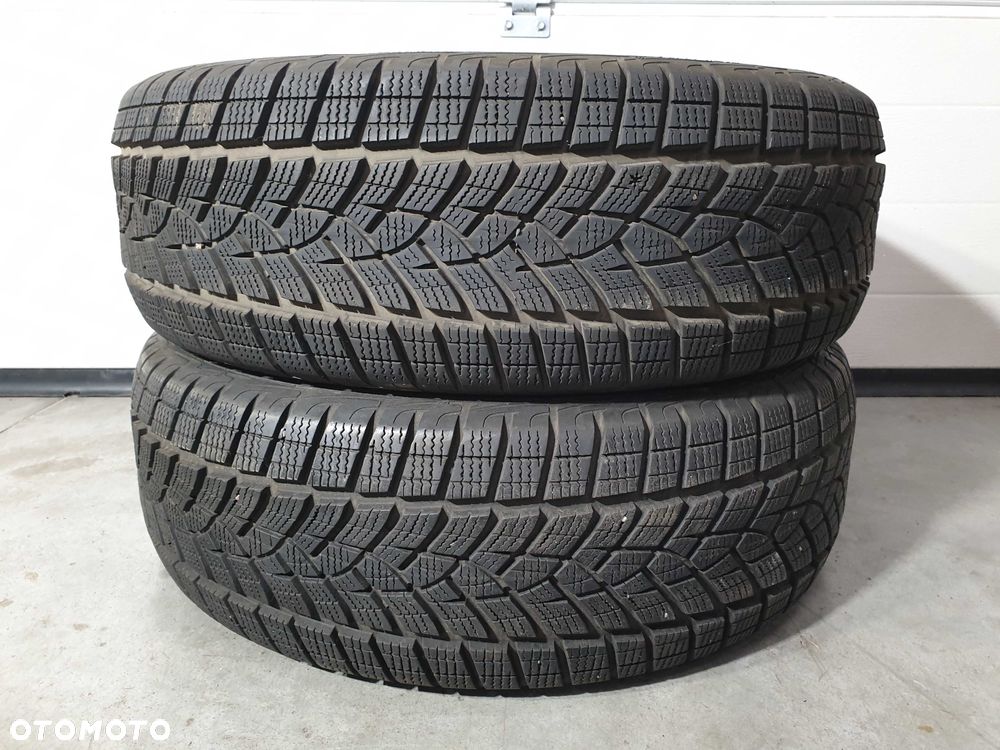 2szt. 215/60/17 96H Goodyear UG Performance SUV G1 7mm 2020r [ 8611 ]