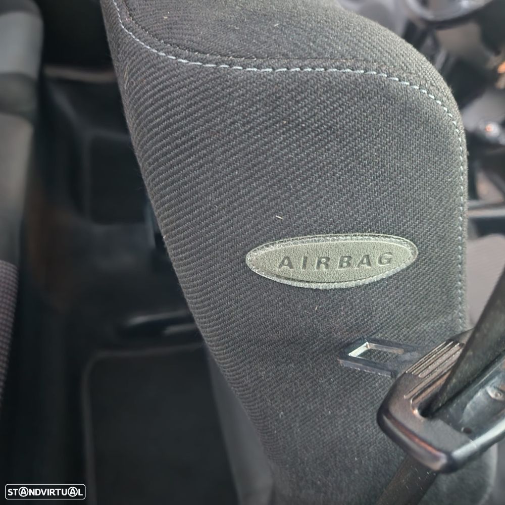 VW Golf 1.9 TDi GT Special - 20