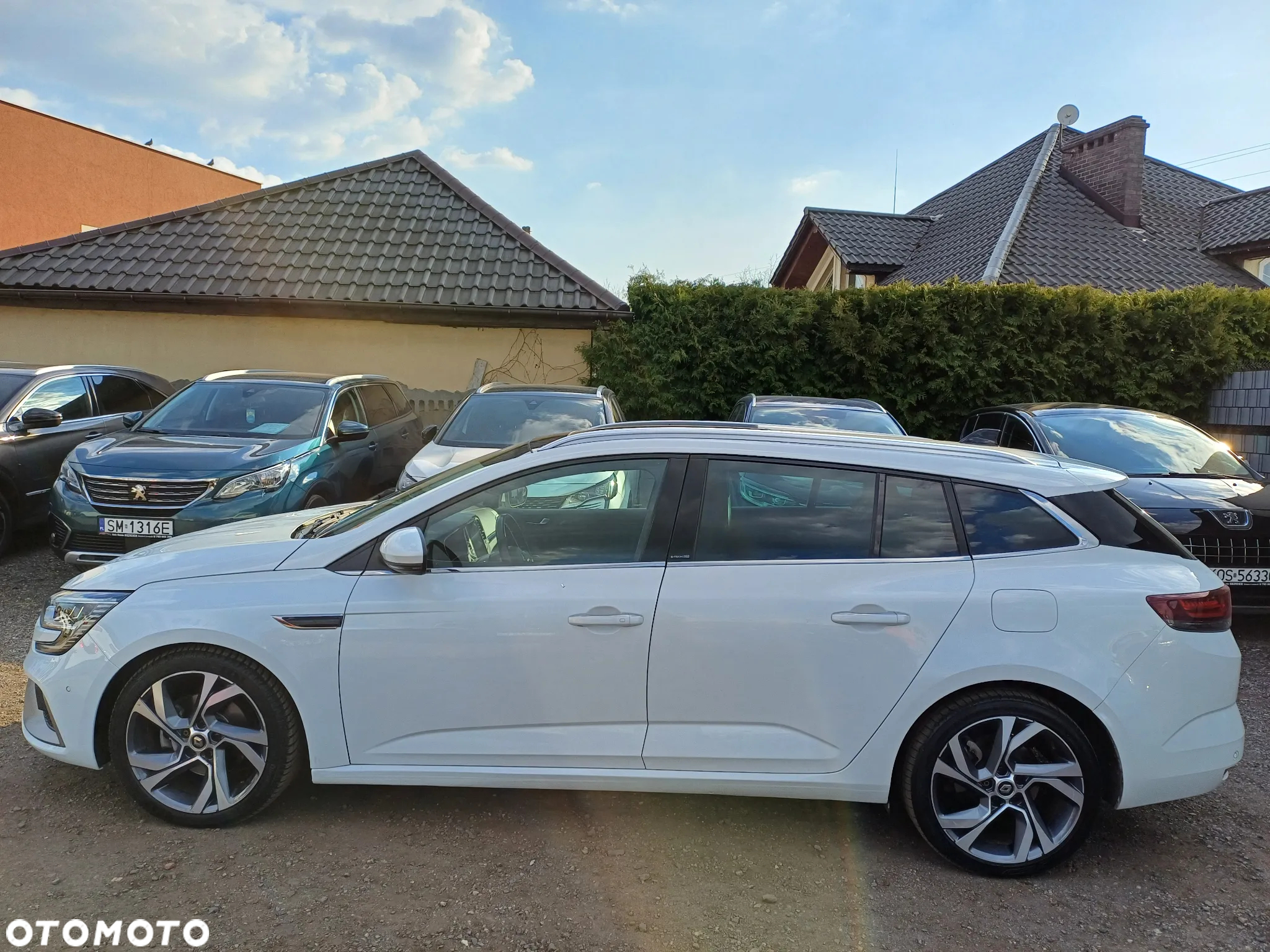 Renault Megane Grandtour E-TECH Plug-in 160 R.S LINE - 3
