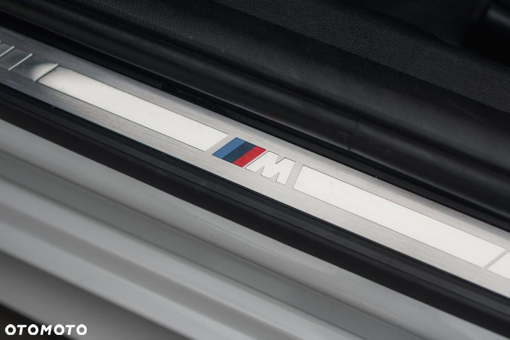 BMW Seria 3 320d xDrive M Sport sport - 35