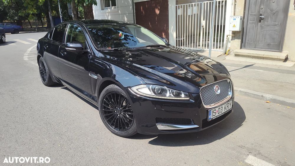 Jaguar XF 2.2D Luxury - 1