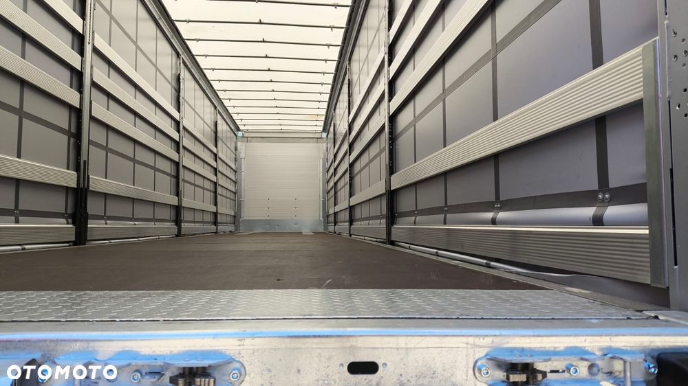 Schmitz Cargobull MEGA VARIOS - 385/55/22.5 - 21