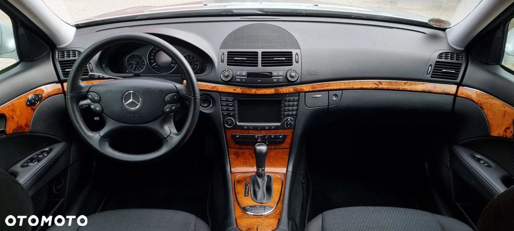 Mercedes-Benz Klasa E 200 Kompressor Automatik Elegance BusinessEDITION - 7