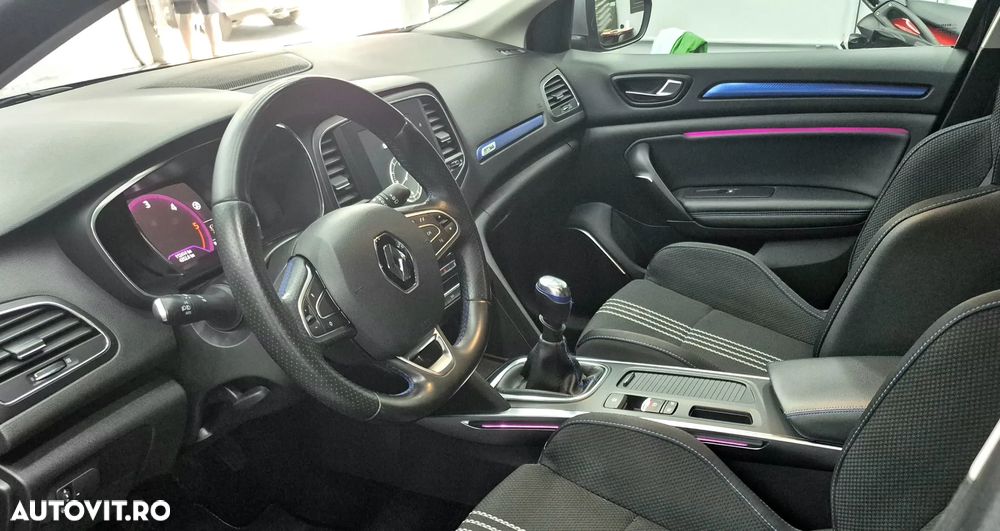 Renault Megane BLUE dCi 115 GT LINE - 6