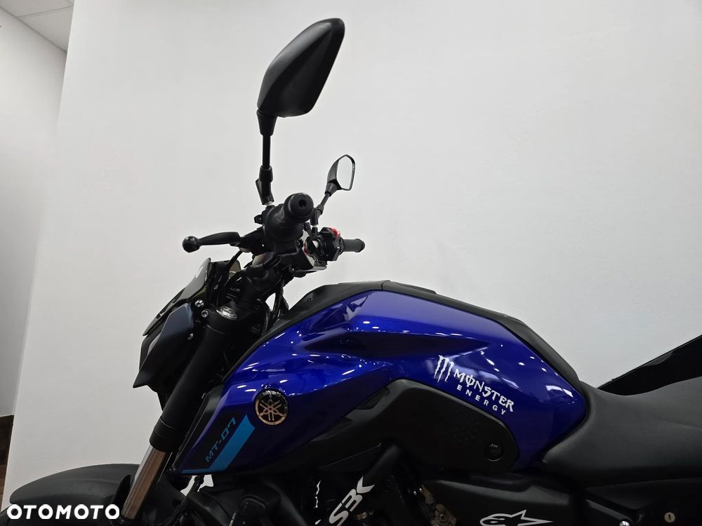 Yamaha MT - 19
