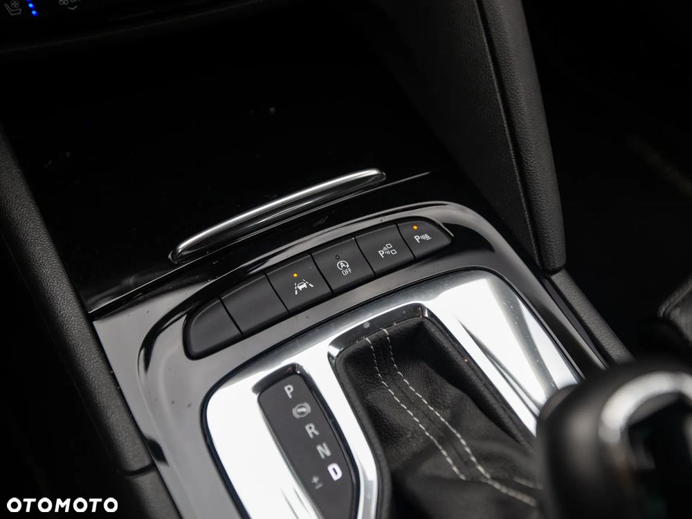 Opel Insignia 2.0 BiTurbo 4x4 Exclusive - 31