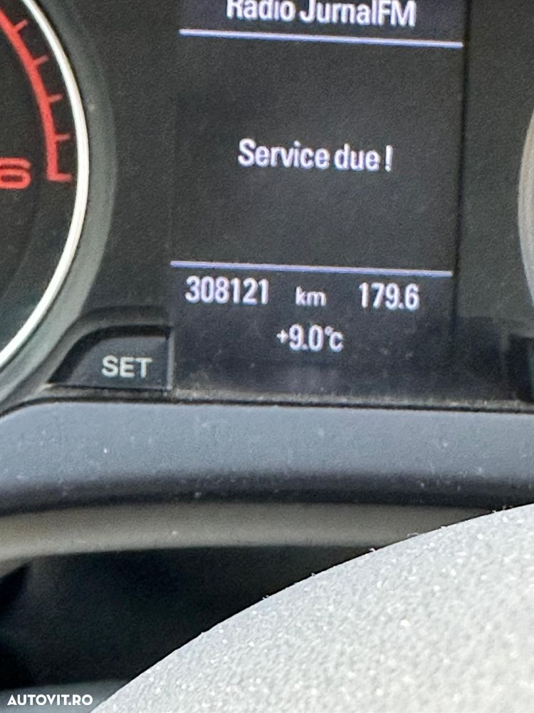 Audi A4 Avant 2.0 TDI DPF Ambiente - 14