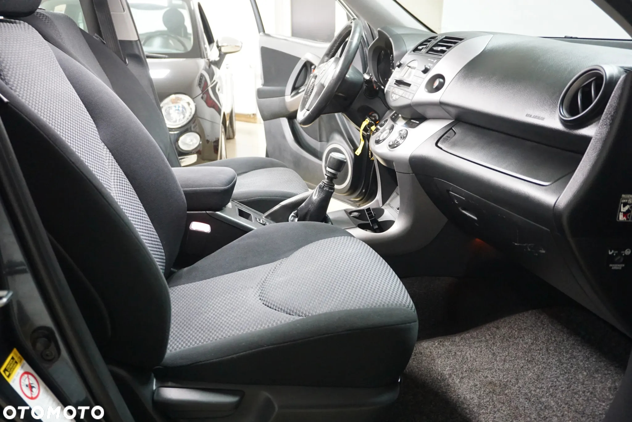 Toyota RAV4 2.2 D-4D 4x4 - 16