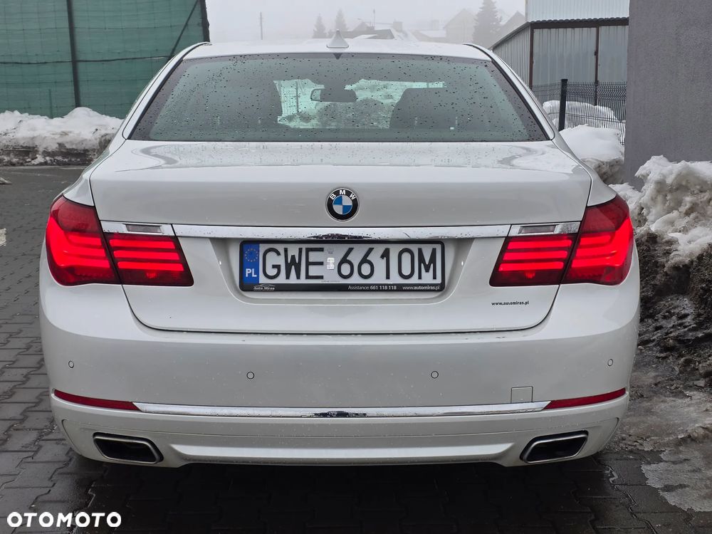 BMW Seria 7 740d xDrive - 6