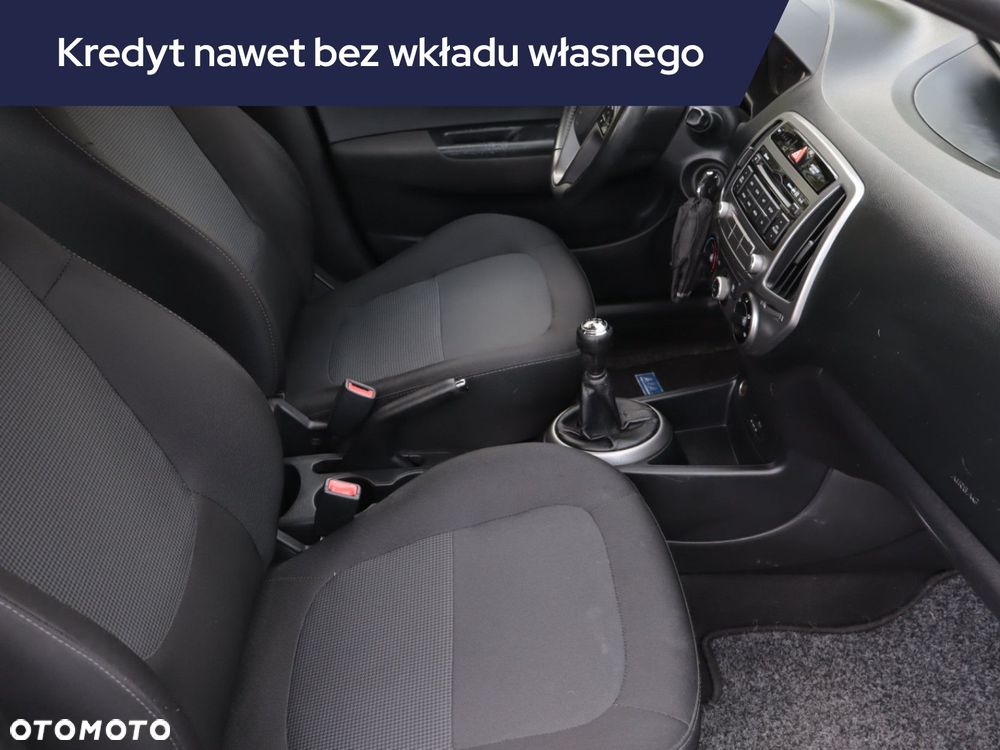 Hyundai i20 - 11