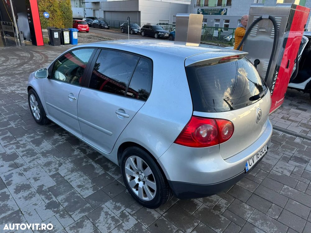 Volkswagen Golf 1.9 TDI DPF Trendline - 13