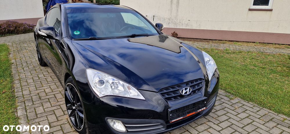 Hyundai Genesis Coupe 2.0 T - 6