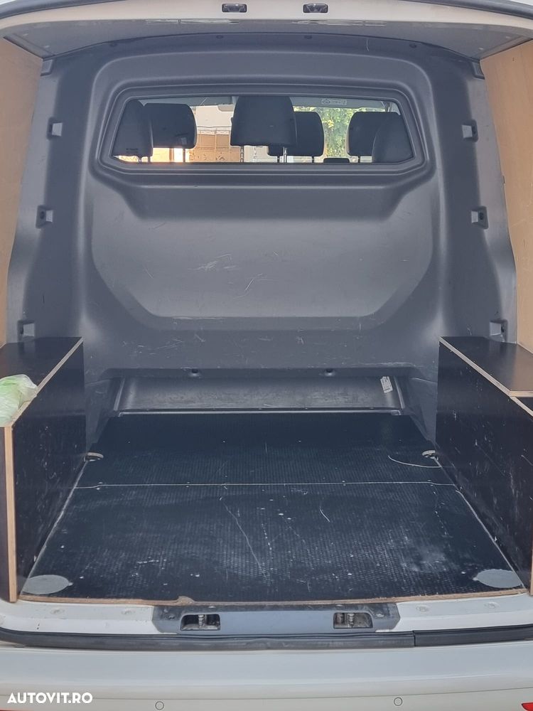Volkswagen Transporter - 8