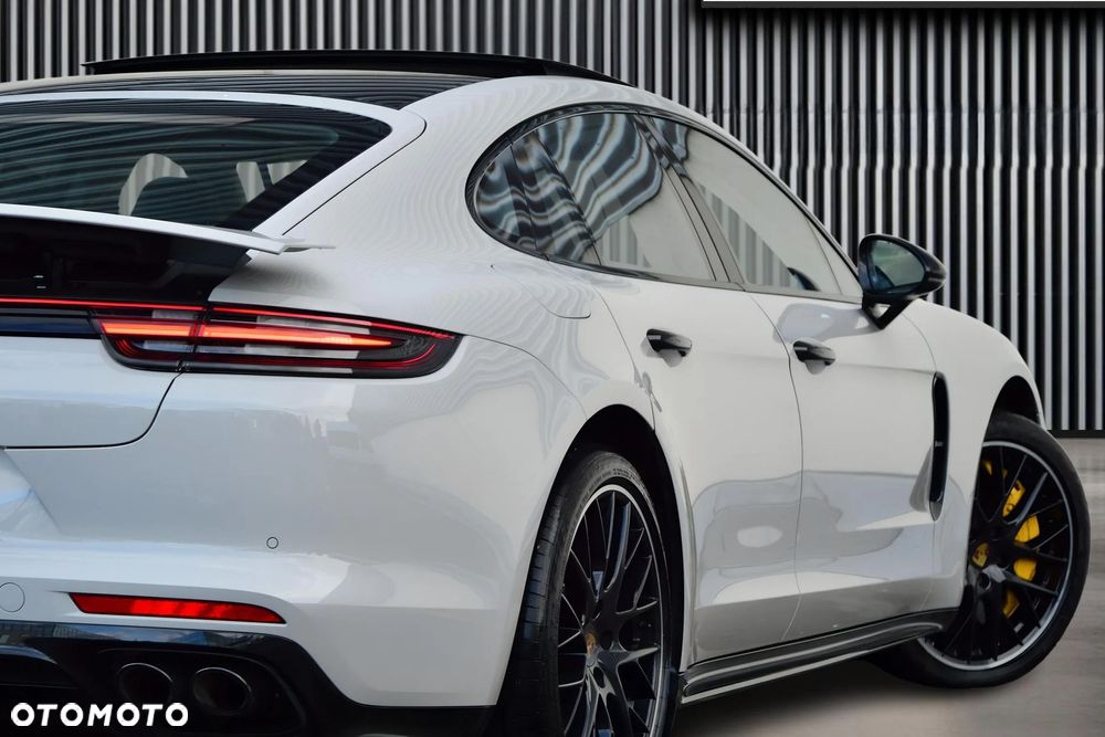 Porsche Panamera Turbo - 10