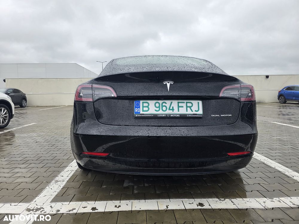 Tesla Model 3 - 15