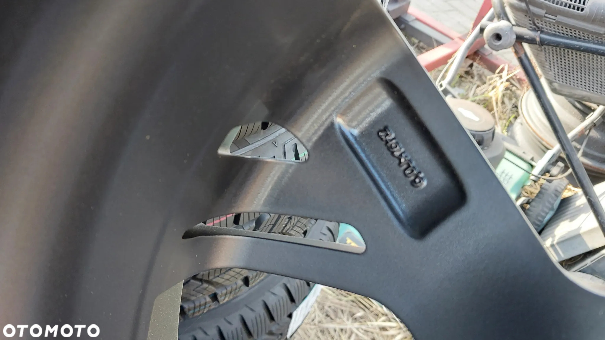 TOYOTA YARIS IV KOŁA ZIMOWE 195/55R16 GOODYER CZUJNIKI CIŚNIENIA 5x100 et50 6jx16 - 9