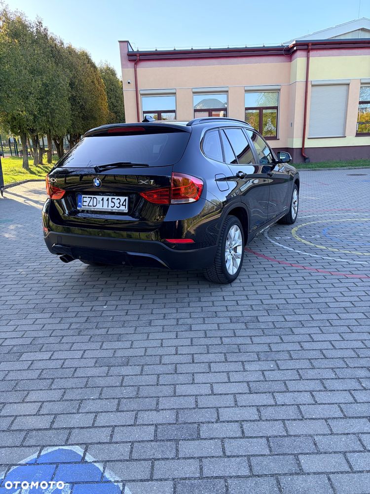 BMW X1 sDrive18d xLine - 4
