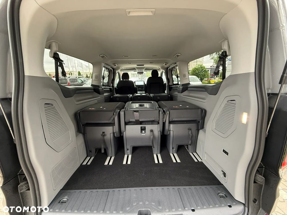 Ford Tourneo Custom 2.0 EcoBlue 320 L2 Active - 11