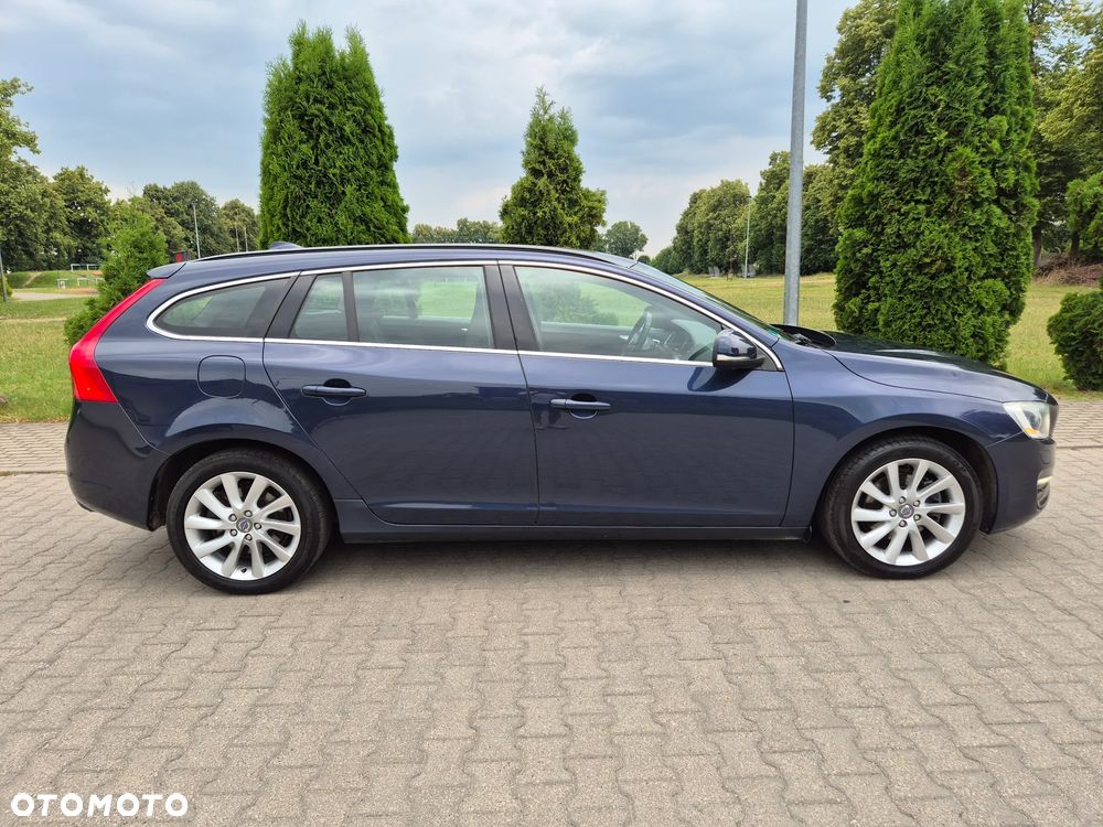 Volvo V60 T3 Base - 2