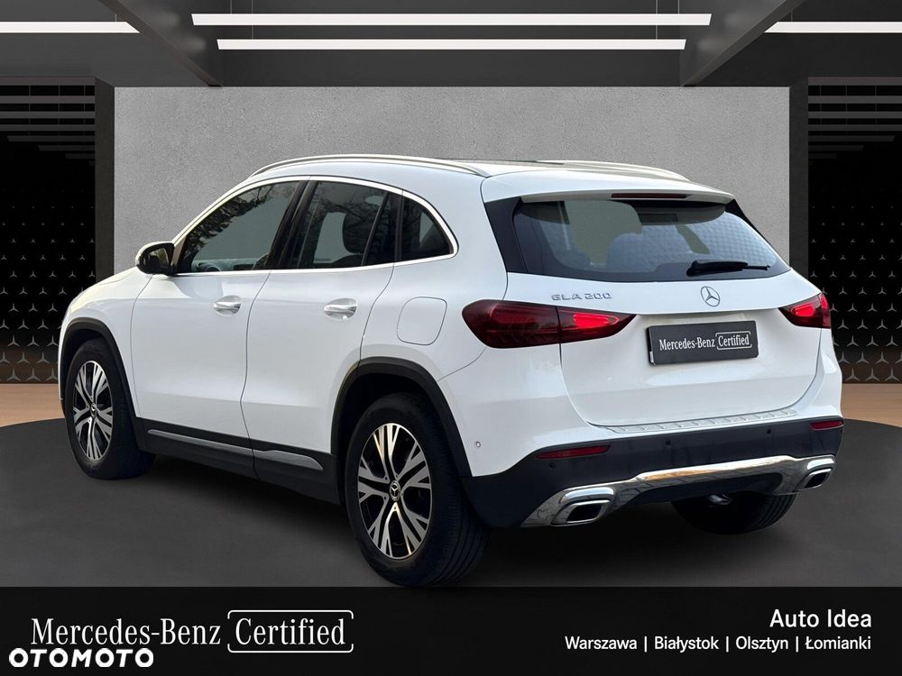 Mercedes-Benz GLA - 3