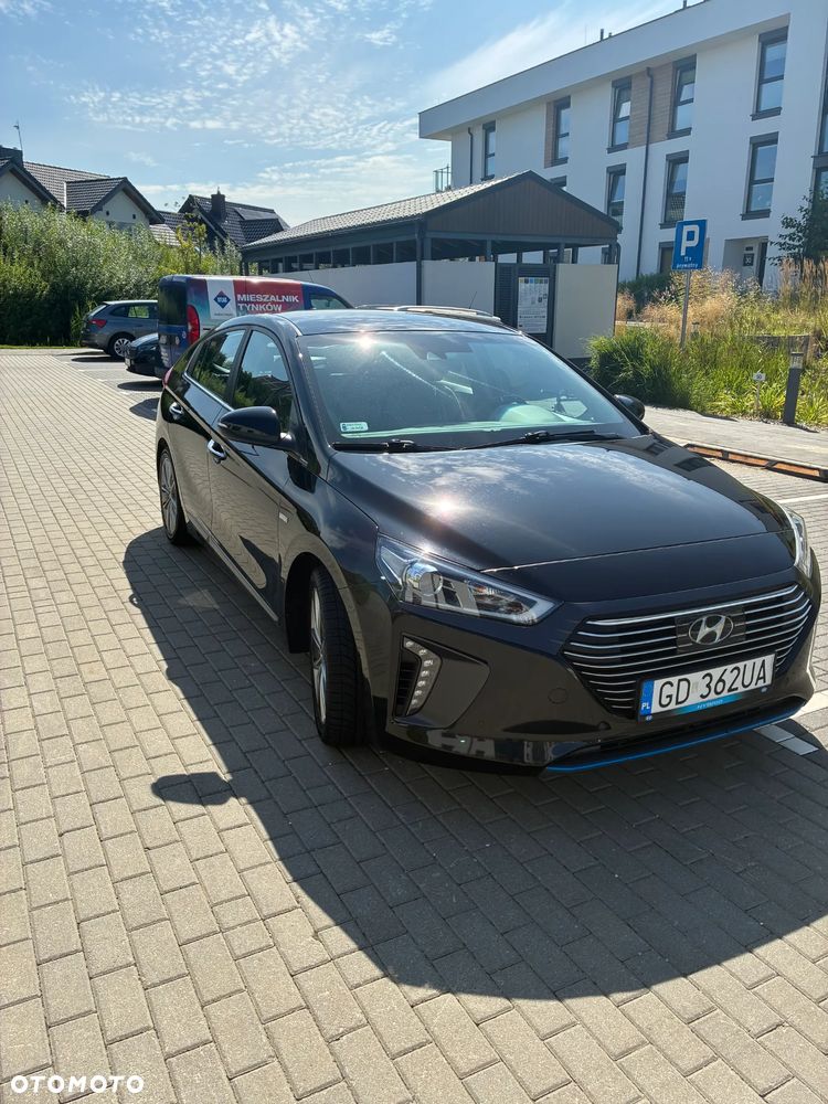 Hyundai IONIQ Hybrid Business - 3