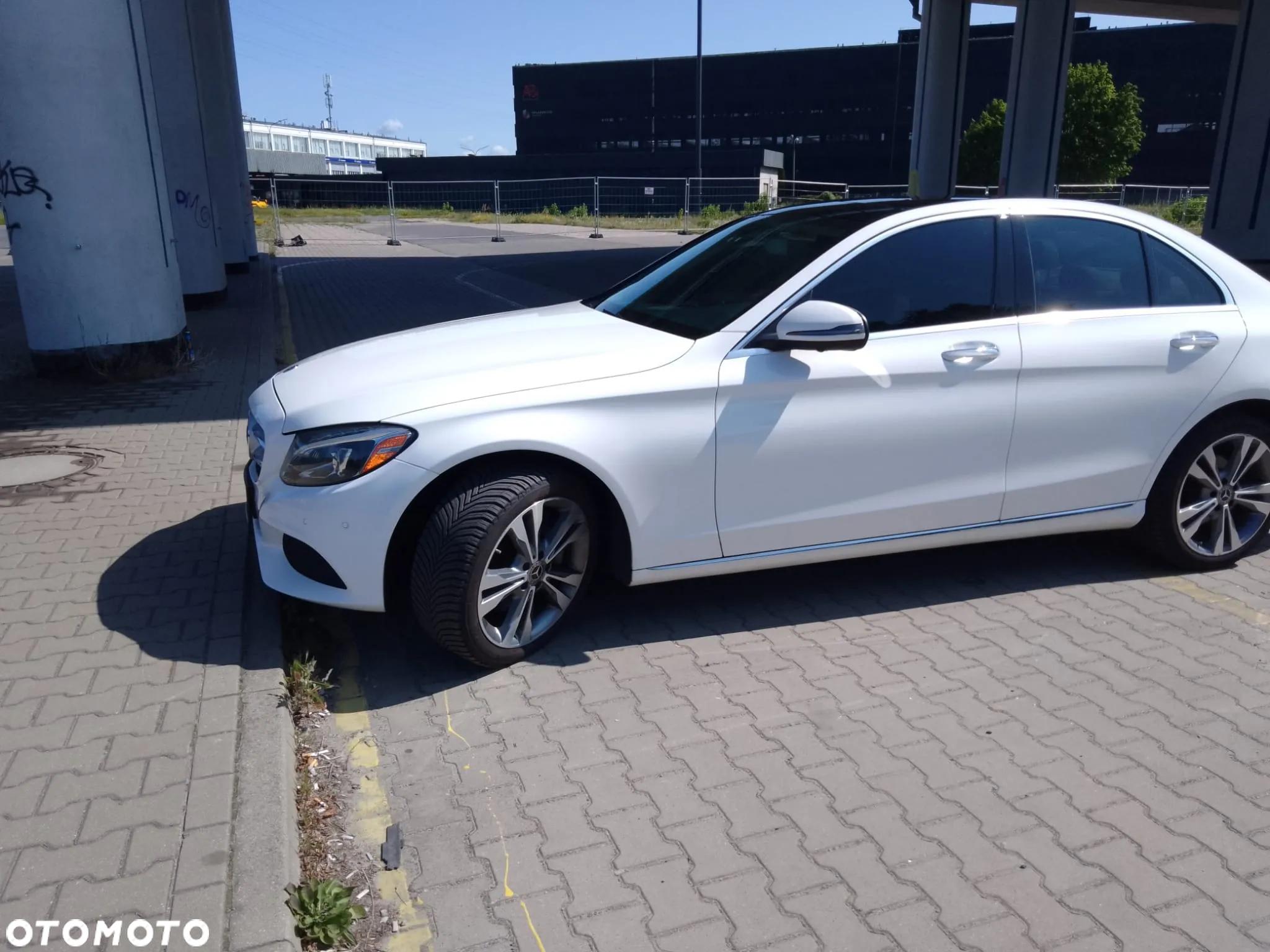 Mercedes-Benz Klasa C 300 9G-TRONIC AMG Line - 8