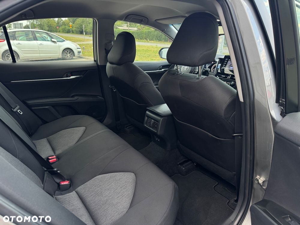 Toyota Camry 2.5 Hybrid Comfort CVT - 14