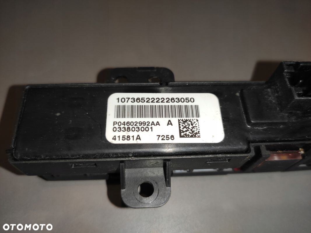 JEEP CHEROKEE LIBERTY KK PRZYCISK ŚWIATEŁ AWARYJNYCH PANEL PRZYCISKÓW - 9