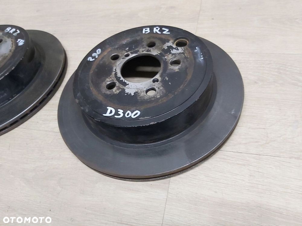 TOYOTA GT86 Subaru BRZ Scion tarcze tarcza hamulcowa tył - 2