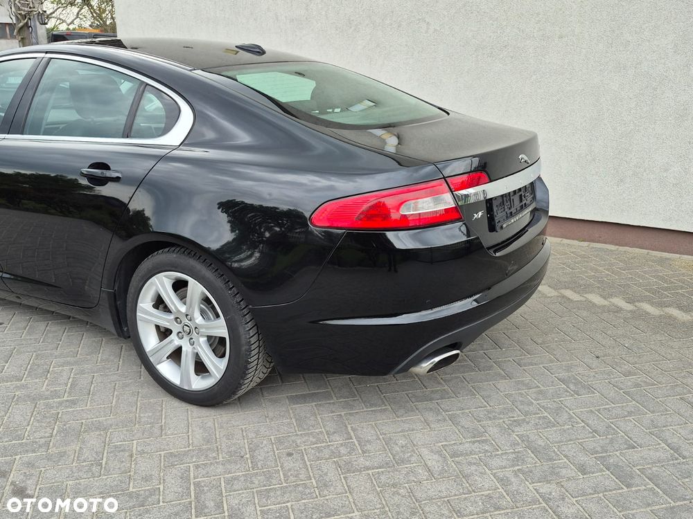 Jaguar XF 3.0 V6 S Premium Luxury - 4