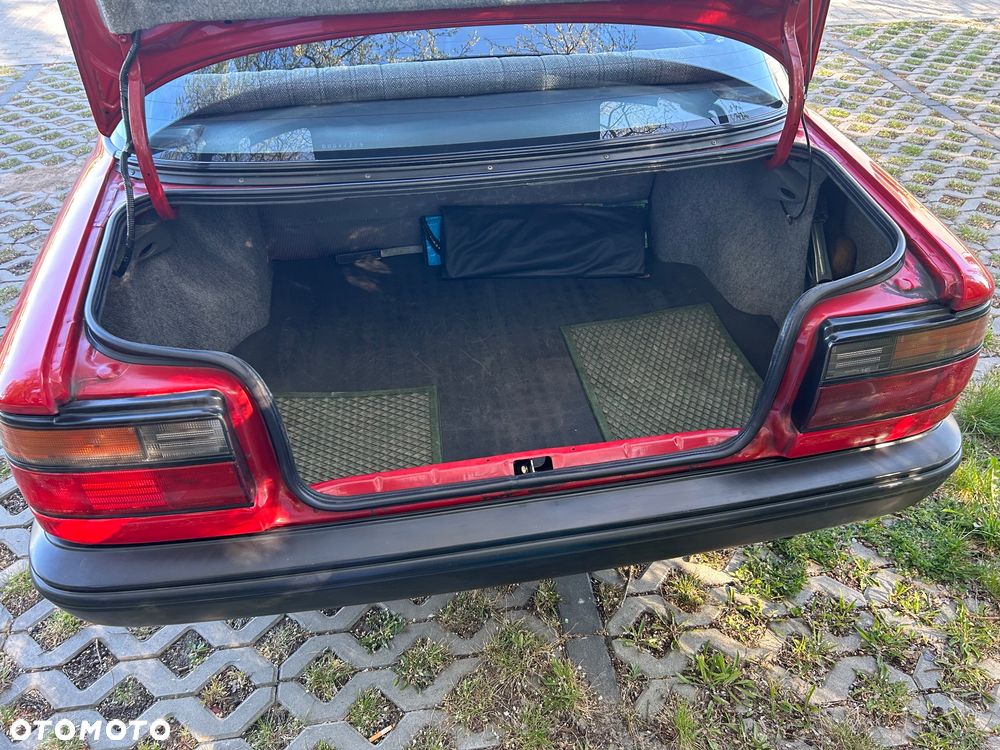 Toyota Corolla 1.8D XL - 12