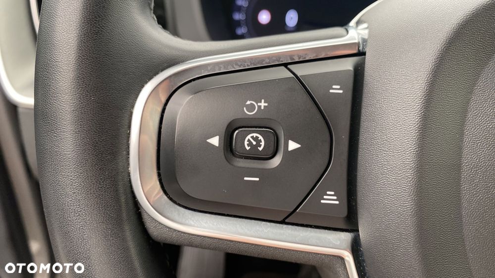 Volvo XC 60 B4 B Core - 25