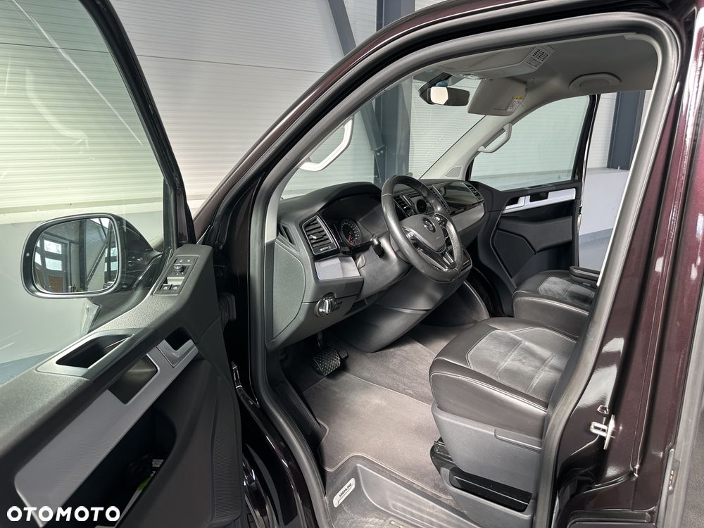 Volkswagen Multivan - 12