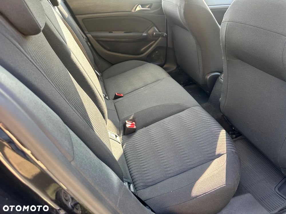 Peugeot 308 1.2 PureTech Access S&S - 13