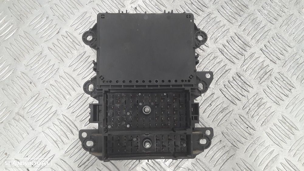 CAIXA RELÉS / FUSÍVEIS KIA CERATO SEDAN 2007 -919502F630 - 1