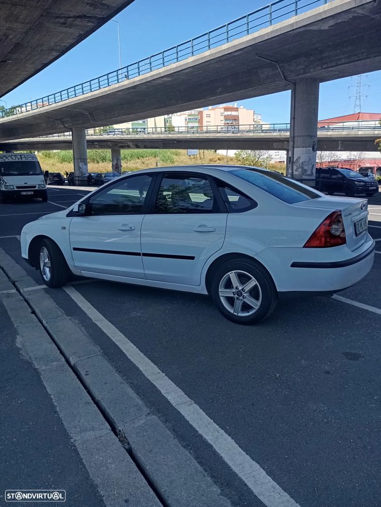 Ford Focus - 4