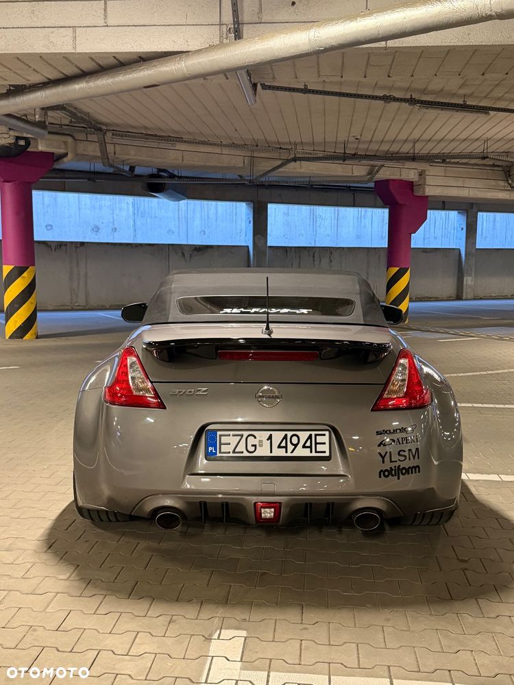Nissan 370 Z 3.7 V6 Pack1 - 10