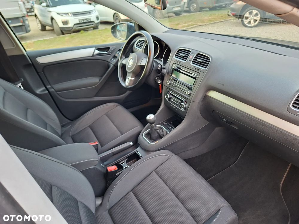 Volkswagen Golf 1.2 TSI BlueMotion Technology Comfortline - 19