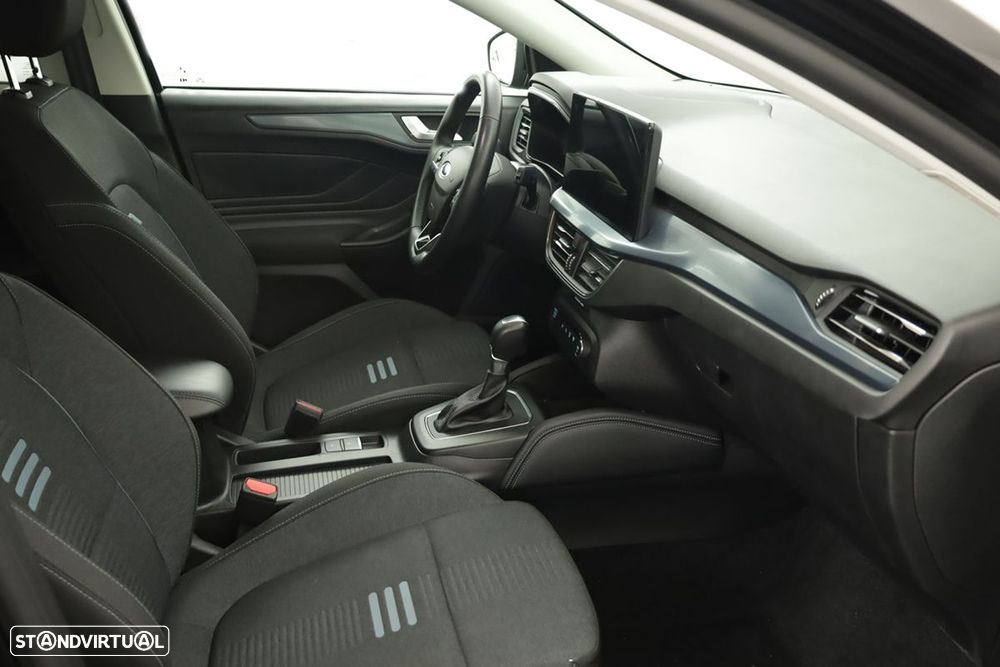 Ford Focus SW - 20