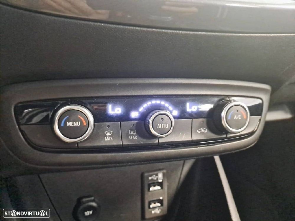 Opel Crossland X - 23