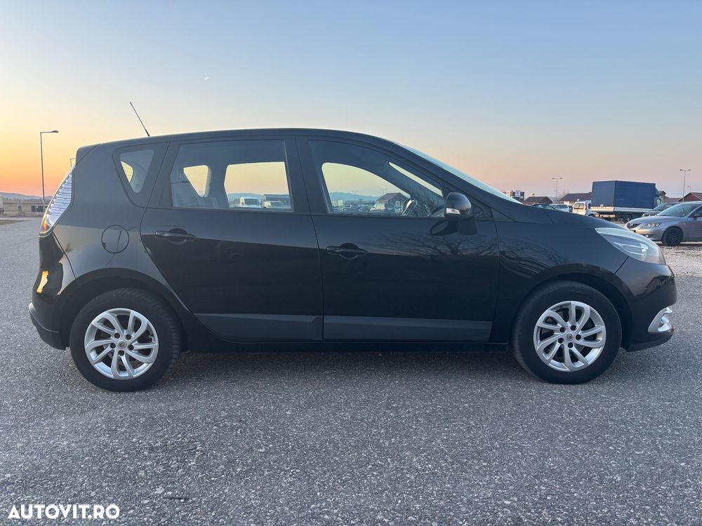 Renault Scenic - 15