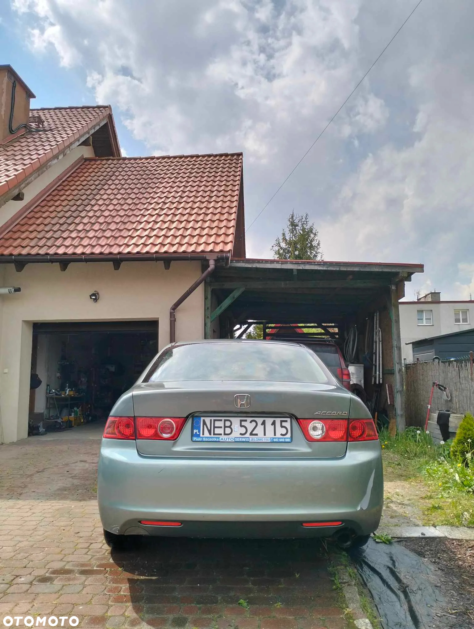 Honda Accord 2.0 Comfort - 12