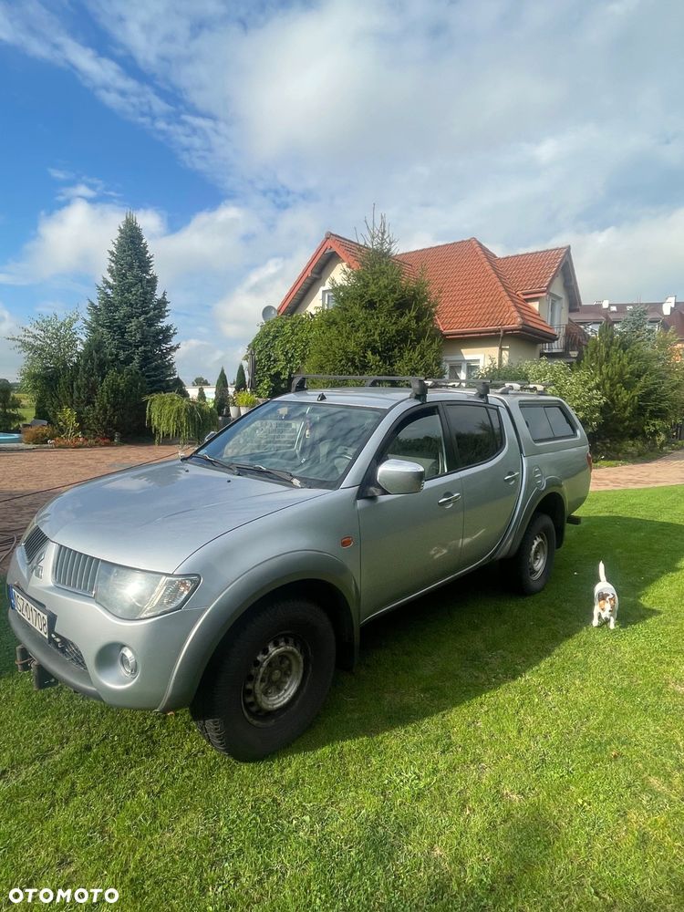 Mitsubishi L200 - 1