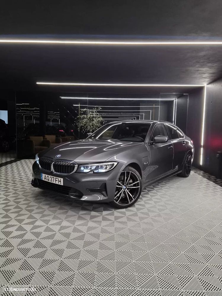 BMW 320 e Line Sport Auto - 1